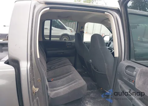 2002 Dodge Dakota Sport from USA, damaged, VIN 1B7HL38X02S716983